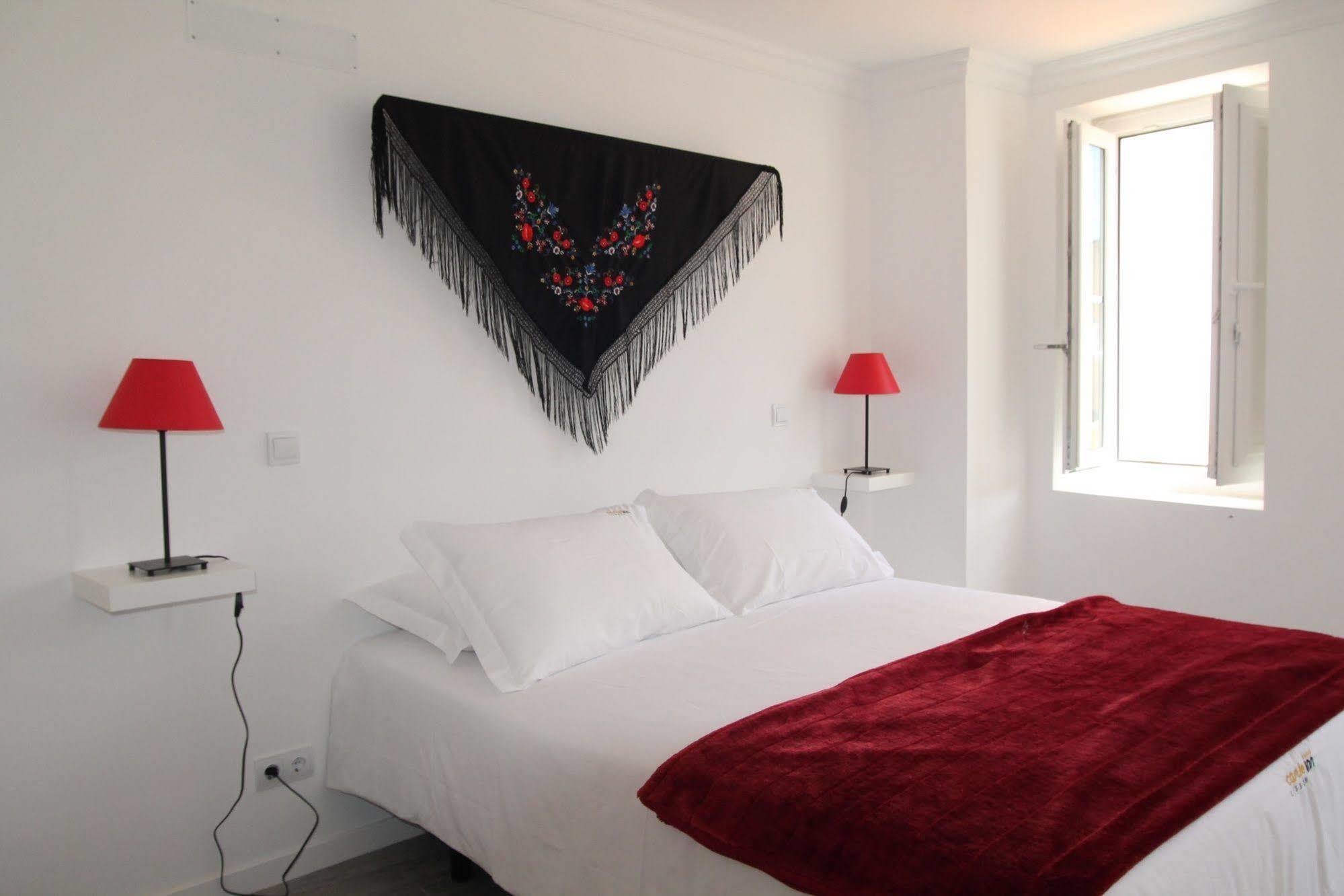 Castle Inn Lisbon Apartments Zewnętrze zdjęcie